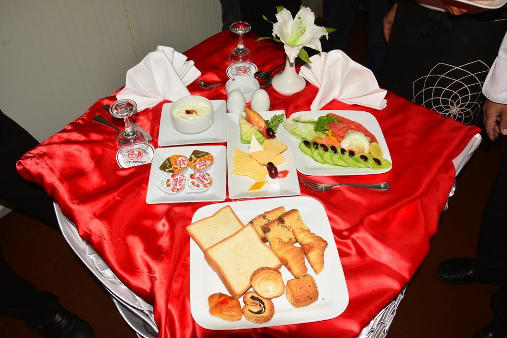 Jewel Glorious Hotel Kairo Bagian luar foto